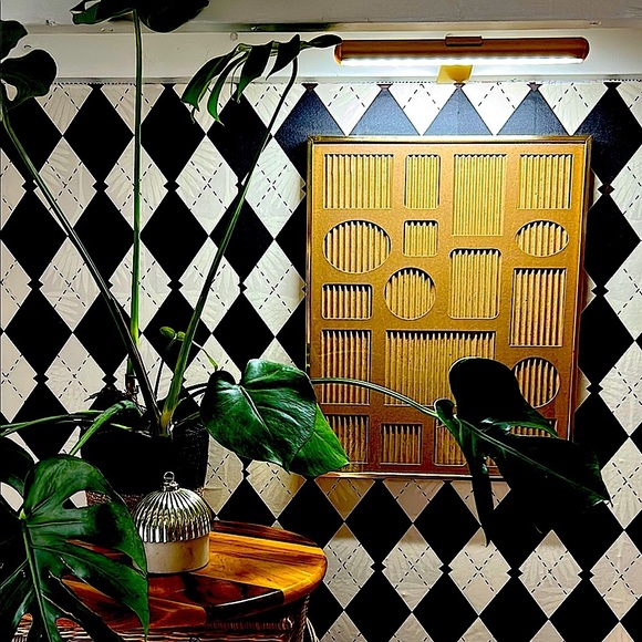 Vintage 21” Photo Frame – Holds 18 Photos, Gold Finish - Very Large - Picture 4 of 14